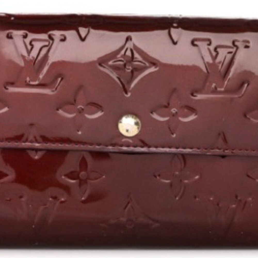 Louis Vuitton Rouge Fauviste Monogram Vernis Sarah Wallet